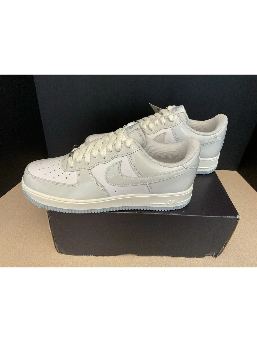 New! Mens Nike Air Force 1 Low '07 White Photon Dust Sail Athletic Shoes. SZ 11.